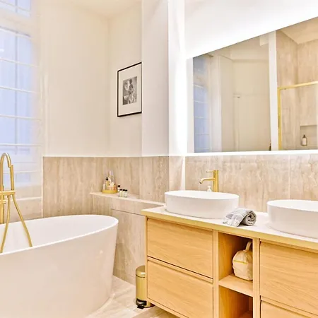 Le Carré Parisien - Welkeys Appartement *